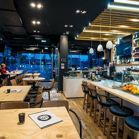 Blackhaus Apartments 테살로니키 외부 사진