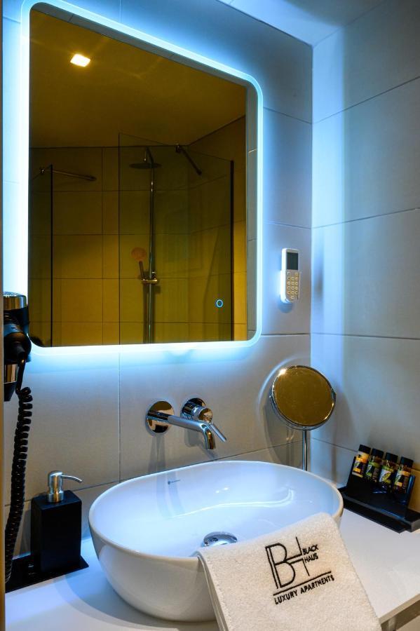 Blackhaus Apartments 테살로니키 외부 사진